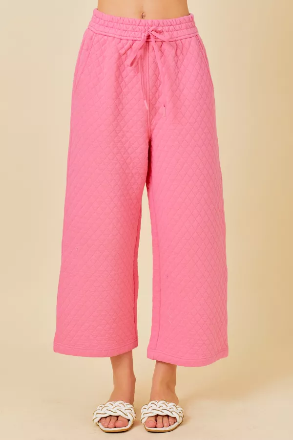 Wholesale Solid Quilted Capri Pants - Mainstrip